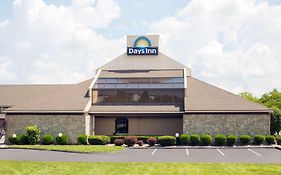 Days Inn By Wyndham Maumee/Toledo